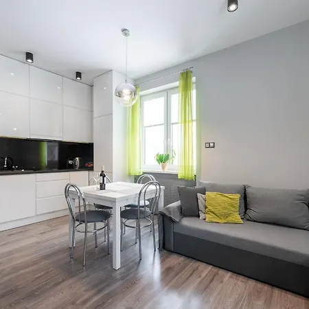 Hillwood Apartment